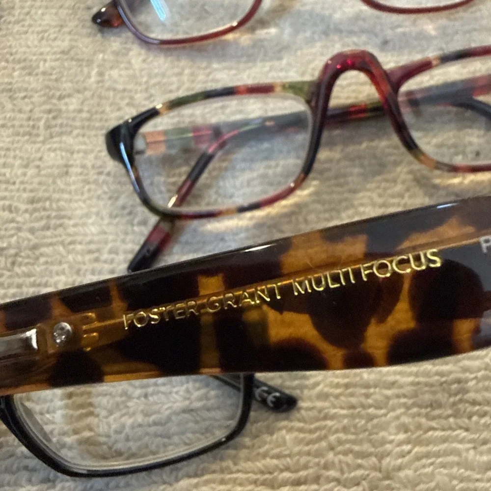 LOT of 7 Foster Grant Designer Eyeglasses Frames Only Eyewear- Variety of Styles